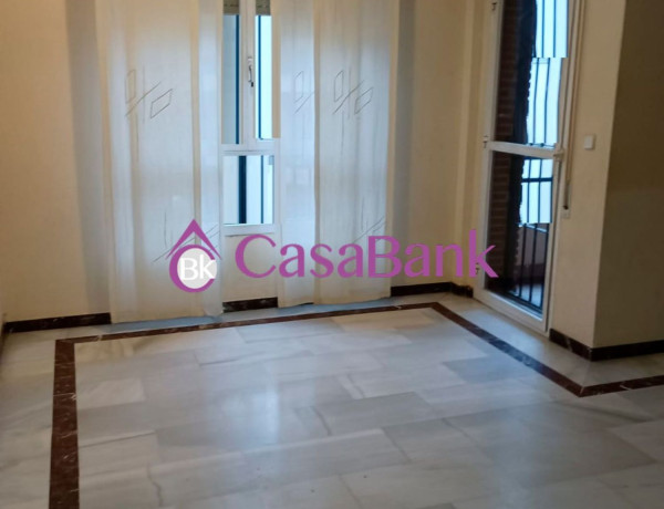 Piso en venta en  Urb. BRILLANTE, Distrito Santa Rosa - Valdeolleros photo 1