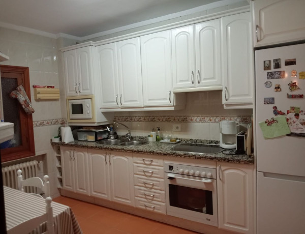 Продажа квартиры в  Urb. centro, Cáceres photo 1
