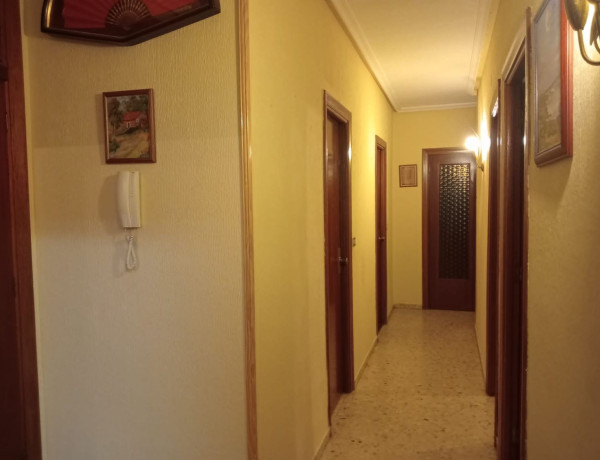 Продажа квартиры в  Urb. centro, Cáceres photo 3
