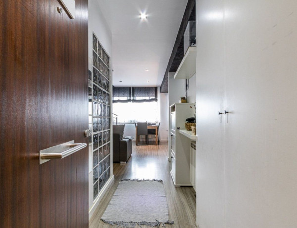 Duplex en venta en Calle de Sant Sebastià, Sabadell photo 2