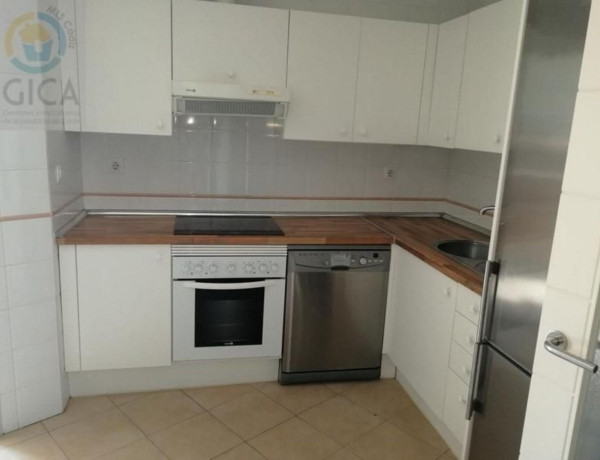 Piso en venta en San Bernabé , Algeciras photo 1