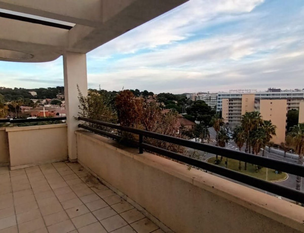 Piso en venta en Calle del Terrer, 2, Salou thumbnail 1
