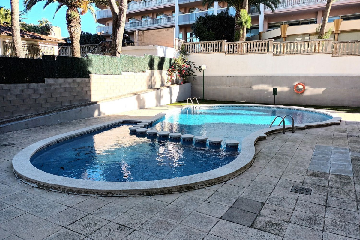 Продажа квартиры на Calle del Terrer, 2, Салоу
 photo 4