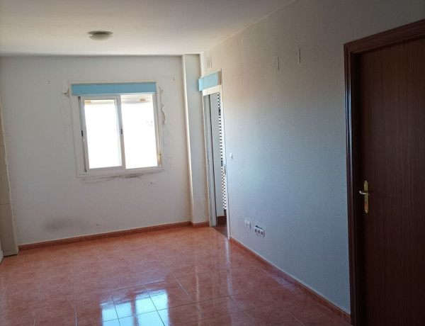 Piso en venta en  Calle Campanario, 8, Mérida photo 1