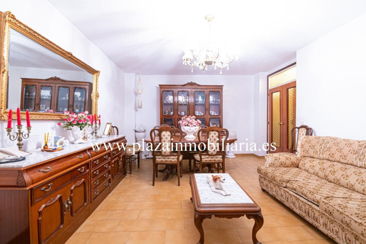 Sale of independent chalet in Hoya del Molino, Lucena
photo 4