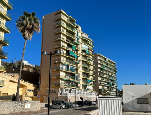 Apartment for sale in  Paseo Marítimo Rey de España, Fuengirola photo 2