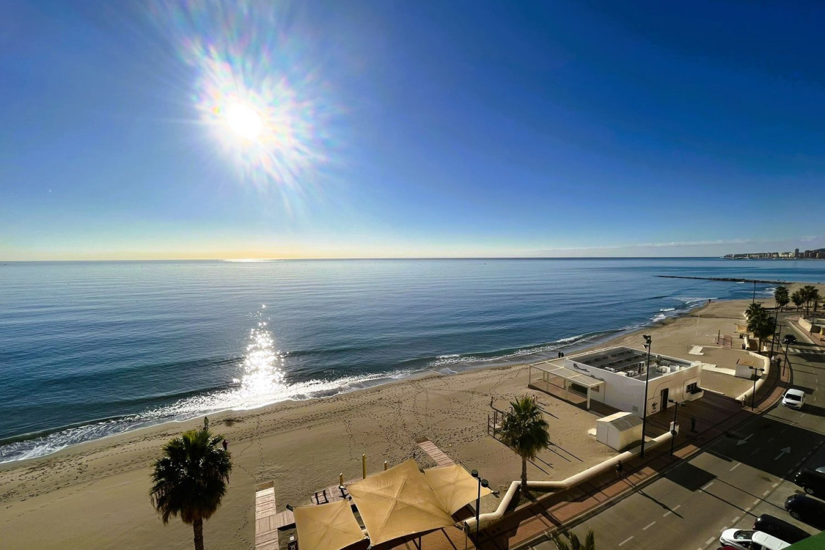Sale of apartment in Paseo Marítimo Rey de España, Fuengirola
 photo 5