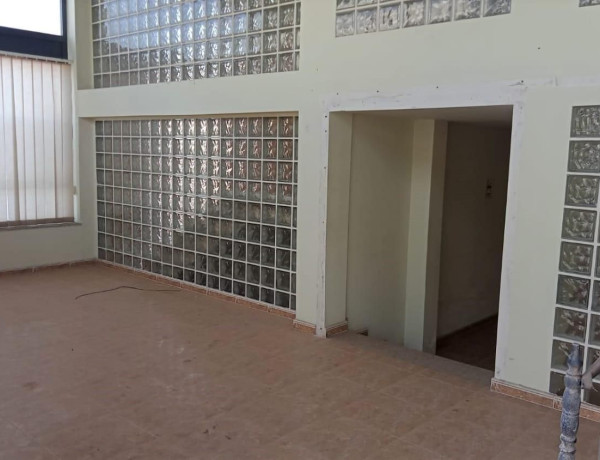 Local en venta en avenida Juan de Bethencourt photo 2
