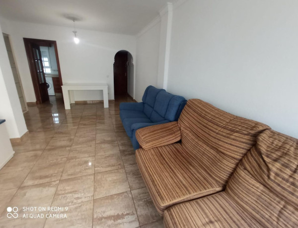 Продажа первого этажа в Núcleo Urbano , Chiclana de la Frontera thumbnail 1