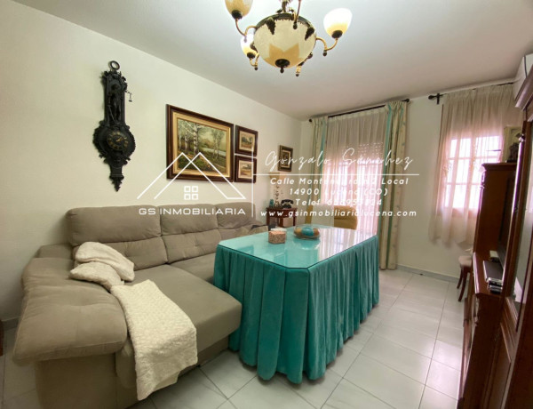Продажа квартиры в Calle Ballesteros, Lucena thumbnail 1