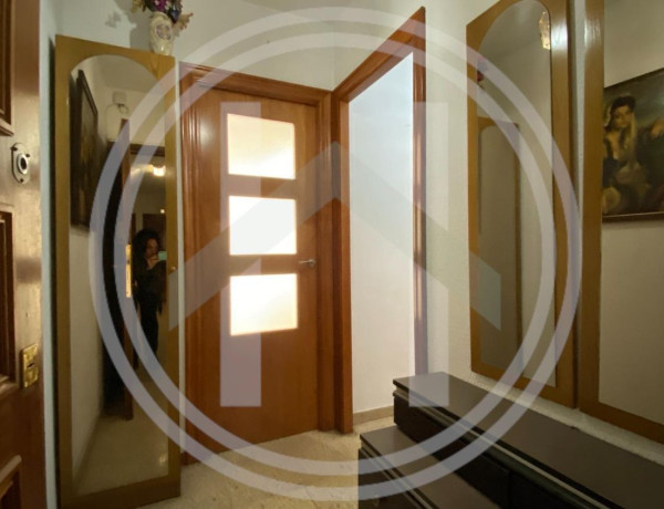 Piso en venta en  Calle de Ponent, Granollers photo 2