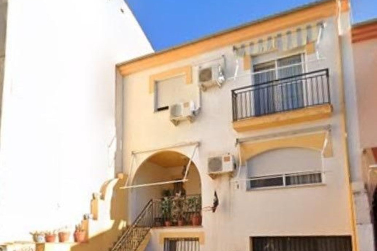 Casa o chalet independiente en venta en calle Gaviota, Güevéjar
photo 1