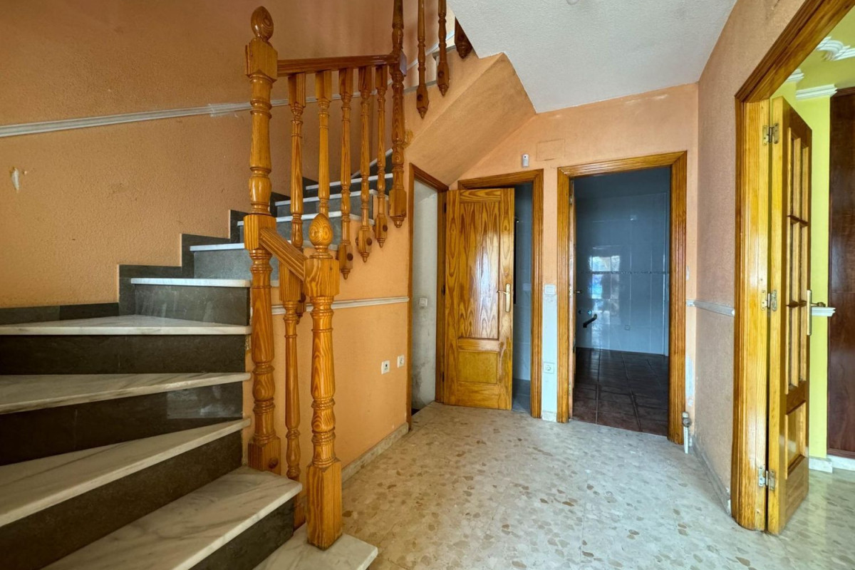 Casa o chalet independiente en venta en calle Gaviota, Güevéjar
photo 5