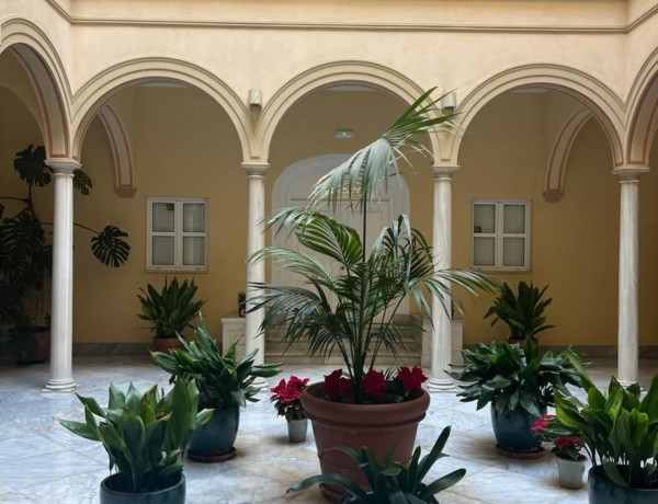 Пентхаус на продажу в Plaza del Duque de la Victoria, Sevilla thumbnail 1