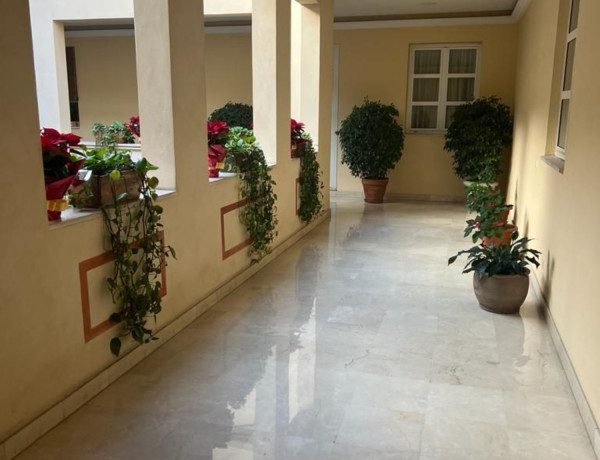 Пентхаус на продажу в  Plaza del Duque de la Victoria, Sevilla photo 4