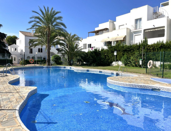 Piso en venta en  Calle de Ojen, 8, Estepona photo 2