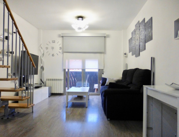 Duplex en venta en MARIA FORTUNY, Cornellà de Llobregat thumbnail 2