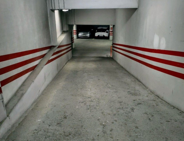 Продается гараж по адресу  Calle choupana s/n , Santiago de Compostela photo 4