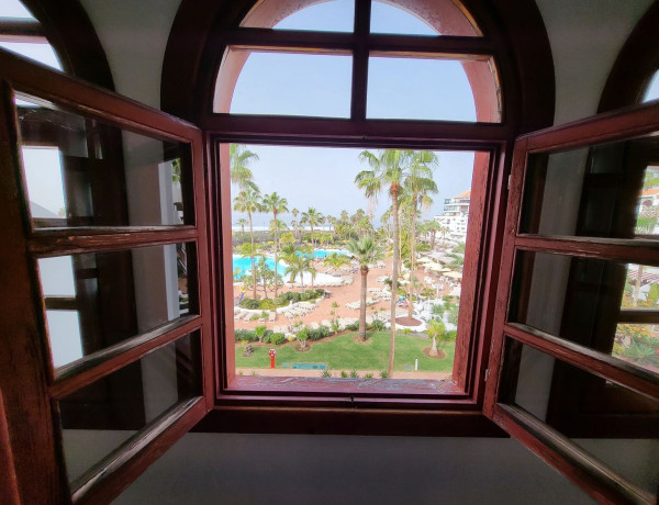 Duplex en venta en Av. Rafael Puig Lluvina, 1126, Arona photo 3
