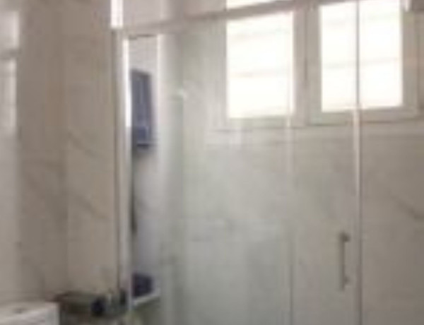 Apartment for sale in  Montesa, 7, Esplugues de Llobregat photo