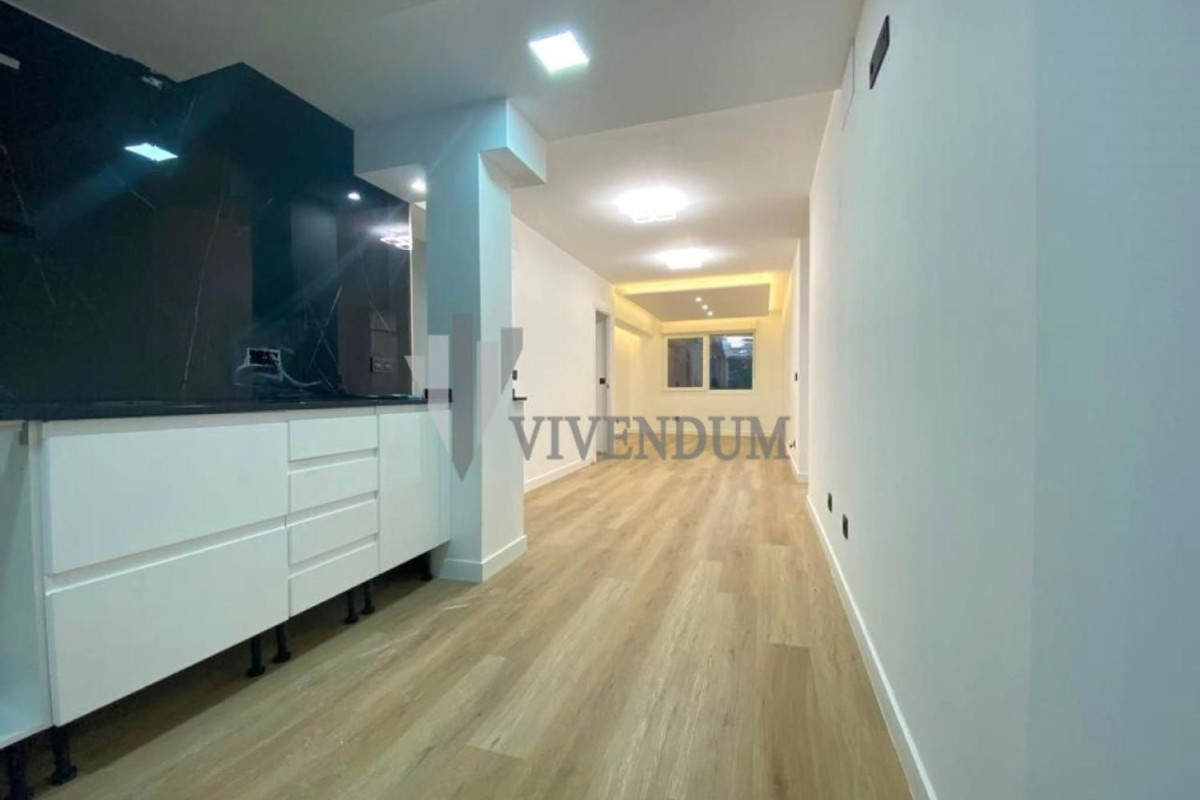 Sale of apartment in Urban center, Vigo
photo 3