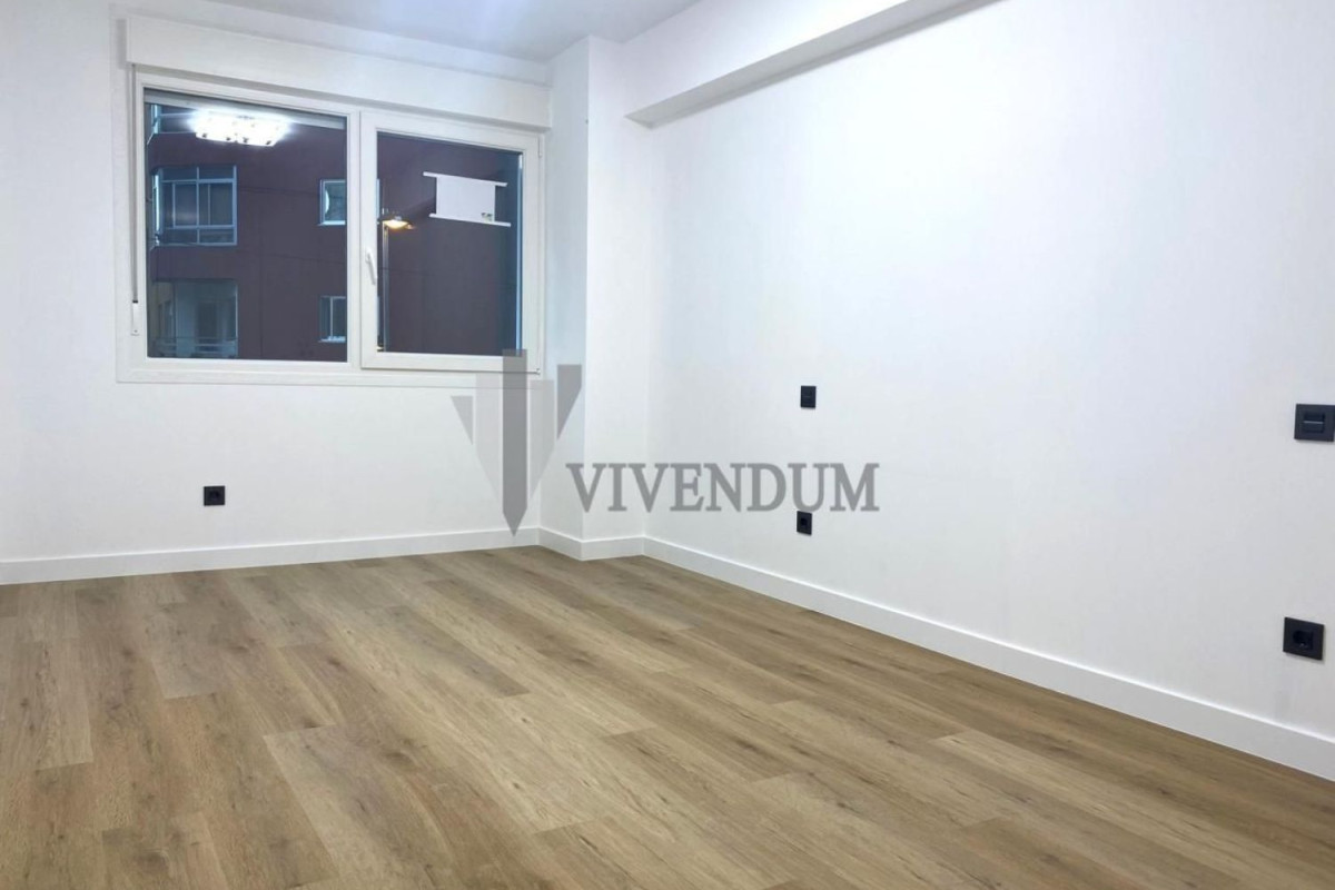 Sale of apartment in Urban center, Vigo
photo 4