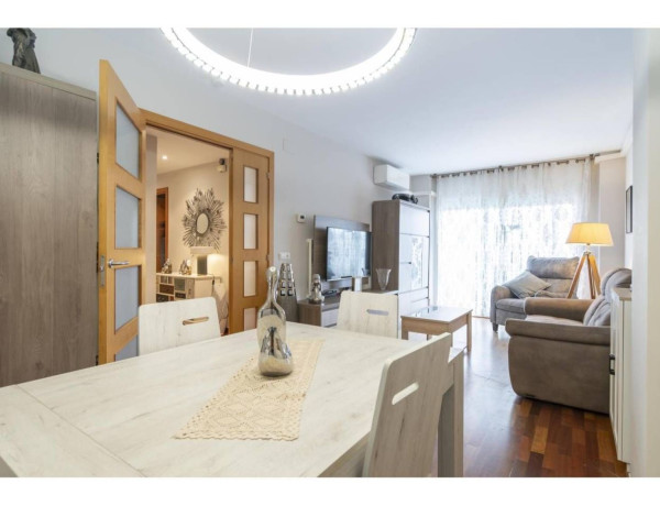 Bajo en venta en Calle de Oviedo, 3032, Girona photo 1