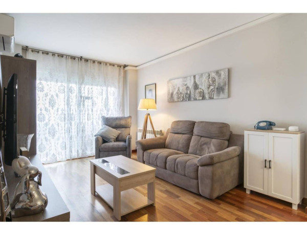 Bajo en venta en  Calle de Oviedo, 3032, Girona photo 4
