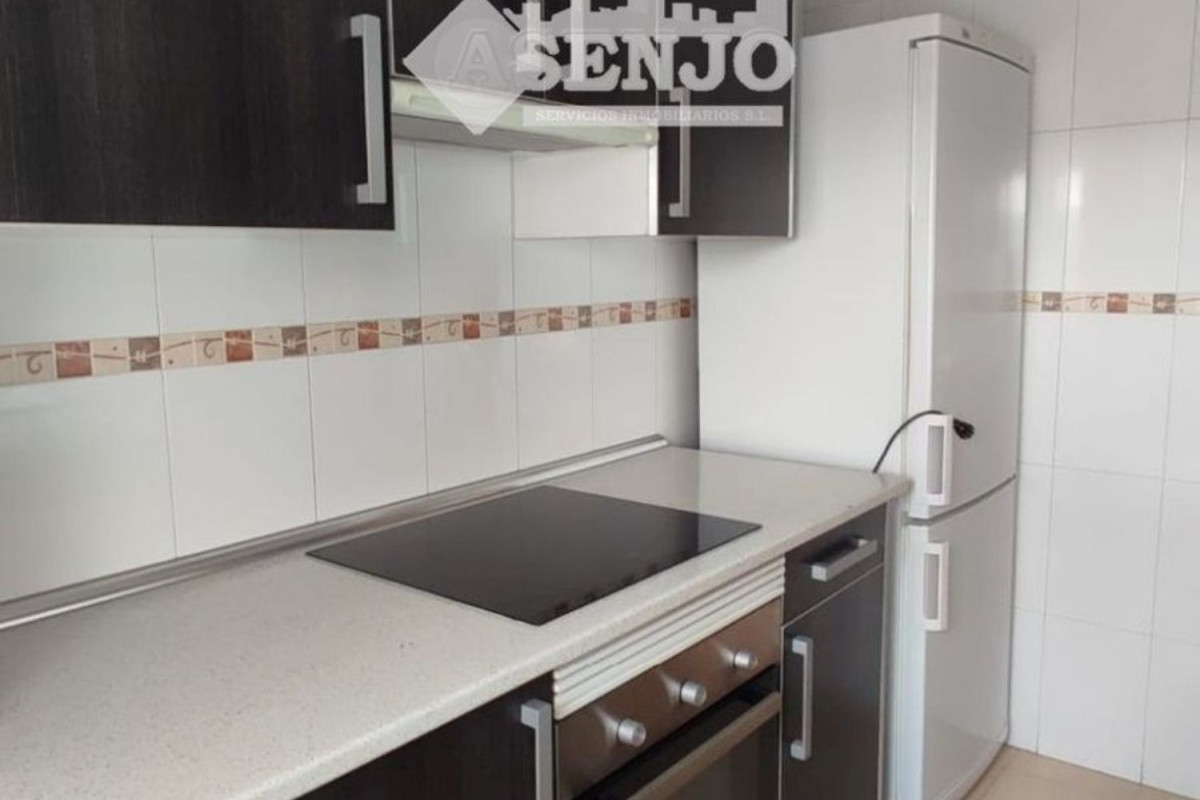 Penthouse sale in  Calle Marcelino Orozco, Azuqueca de Henares photo 2