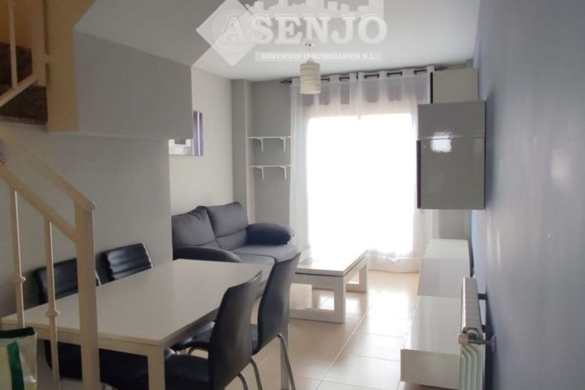 Penthouse sale in  Calle Marcelino Orozco, Azuqueca de Henares photo 3