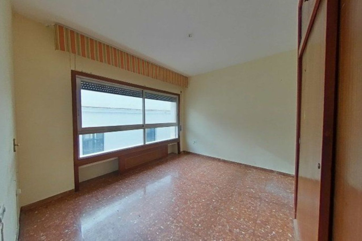 Продажа квартиры на Calle Coredera, Херес-де-ла-Фронтера
 photo 5