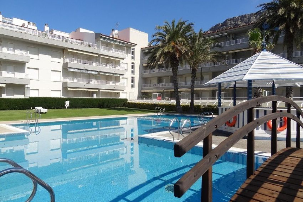 Venta de piso en Aptos MAR DOR, Torroella de Montgrí
photo 1