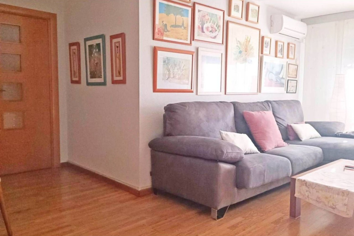 Продажа квартиры на Calle de Gabriel Querol, Терраса
 photo 5