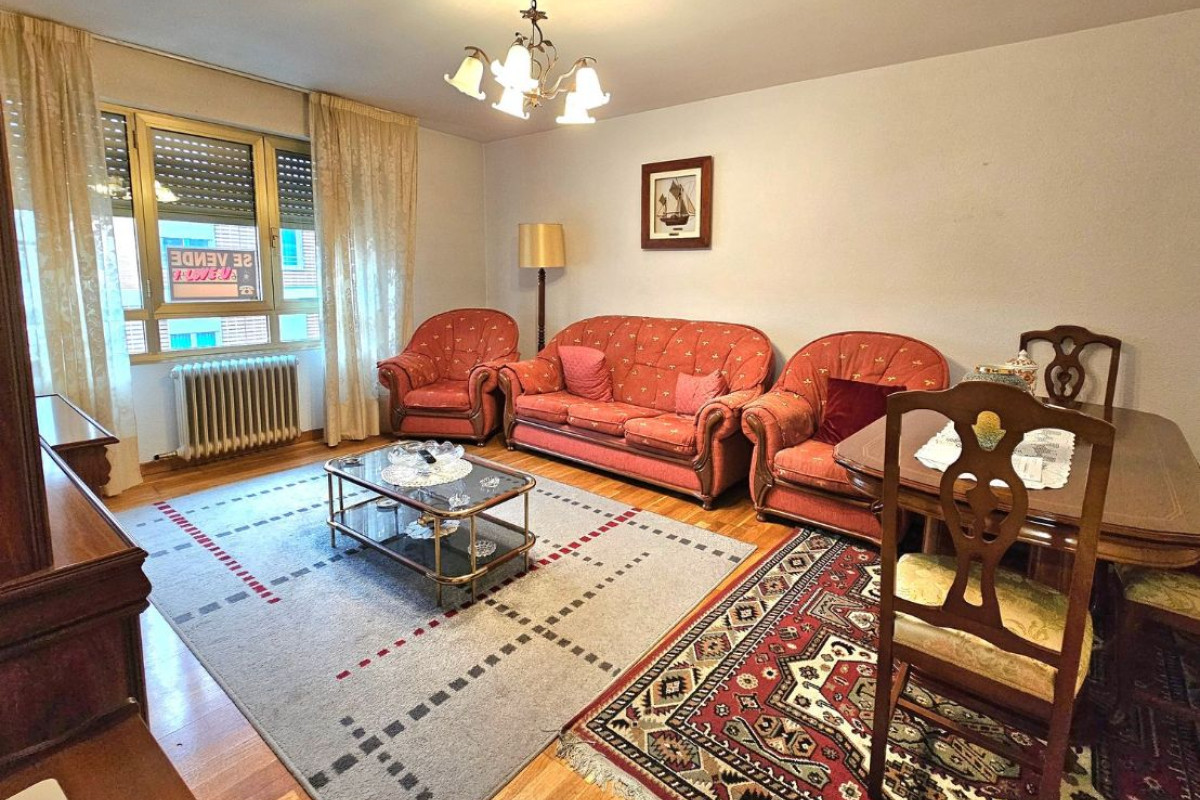 Продажа квартиры на Calle Velasquita, Леон
photo 1
