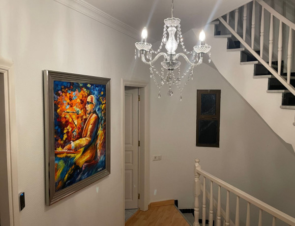 Chalet independiente en venta en  Calle Santiago Santana, 32, San Bartolomé de Tirajana photo 4