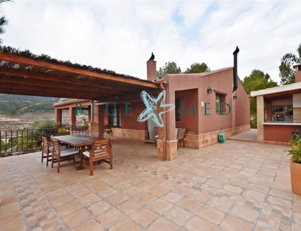 Detached villa for sale in Vía, Alhama de Murcia thumbnail 1