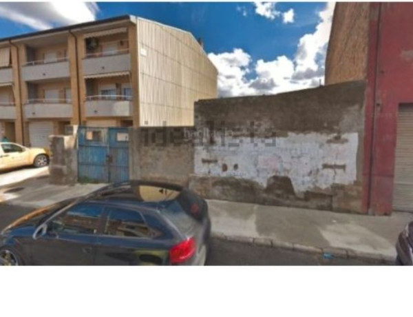 Terreno en venta en avenida Guissona s/n photo 1