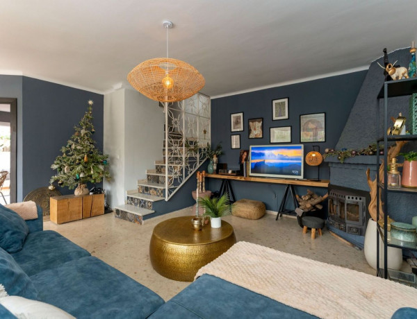 Chalet independiente en venta en  Playamar , Torremolinos photo 4