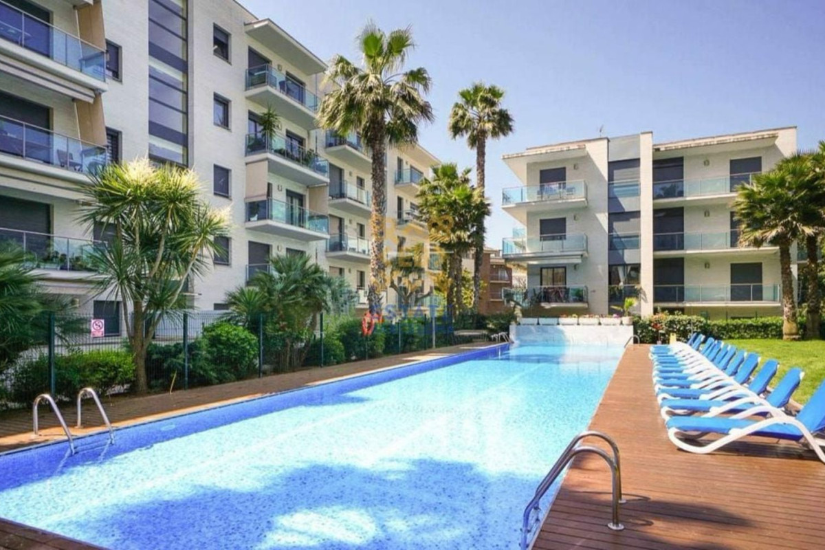 Продажа квартиры на Avenida Vila de Blanes, Ллорет-де-Мар
 photo 2