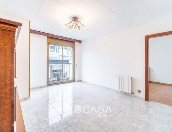 Piso en venta en  El Castell-Poble Vell , Castelldefels photo 4