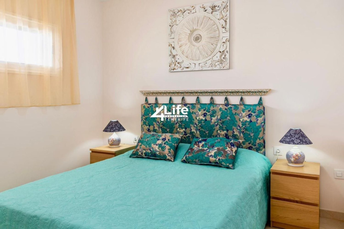 Sale of apartment in Callao Salvaje, Adeje
photo 2