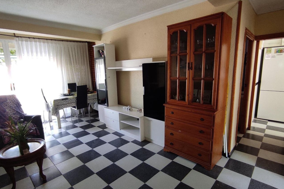 Venta de piso en Campello Playa, El Campello
photo 1