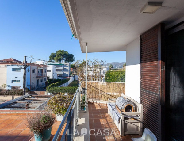 Piso en venta en La Pineda , Castelldefels thumbnail 1