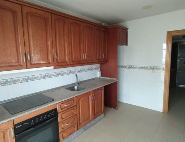 Продажа квартиры в  Nueva Andalucía - Regiones , Almería photo 2