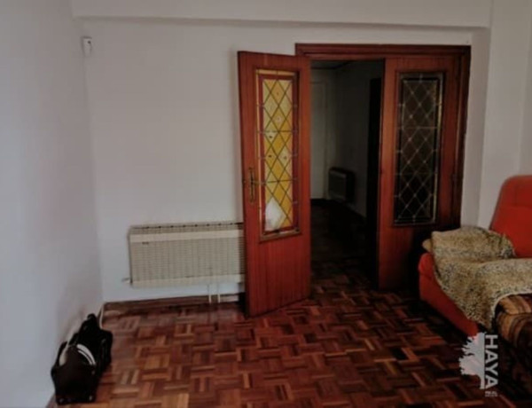 Apartment for sale in  Calle Logroño, Miranda de Ebro photo 4