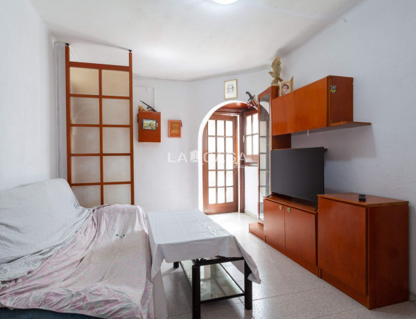 Piso en venta en  Avenida del Masnou, Hospitalet de Llobregat photo 1