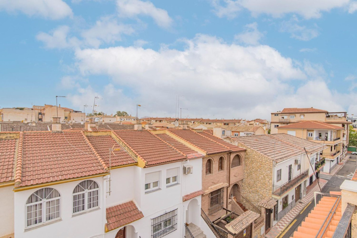 Продажа пентхауса на  Calle Séneca, Армилья photo 3