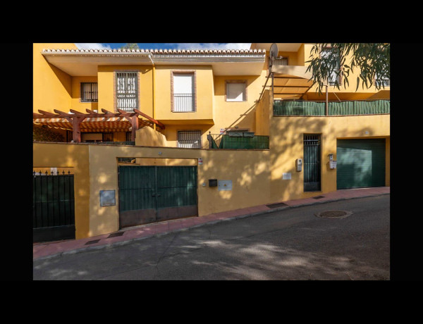 Chalet adosado en venta en , Cenes de la Vega thumbnail 1