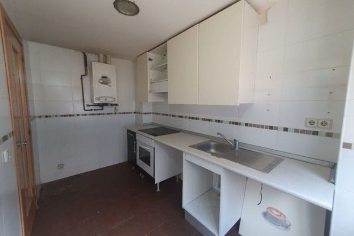 Piso en venta en travesía de la Chopera, Alovera
photo 3