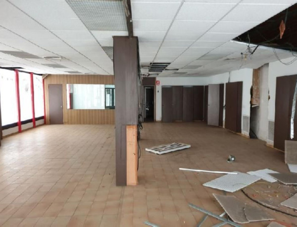 Nave en venta en calle de Pere Fizes photo 1